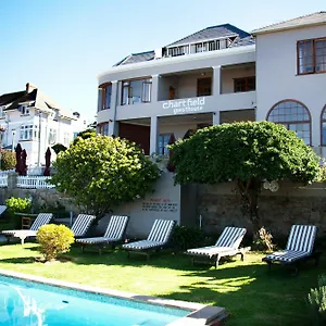 https://chartfield-guesthouse.hotels-capetown.com